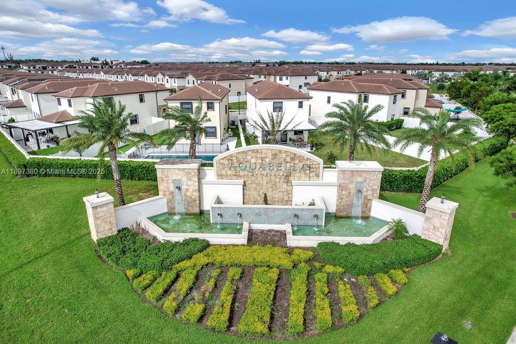 AQUABELLA NORTH - Residential