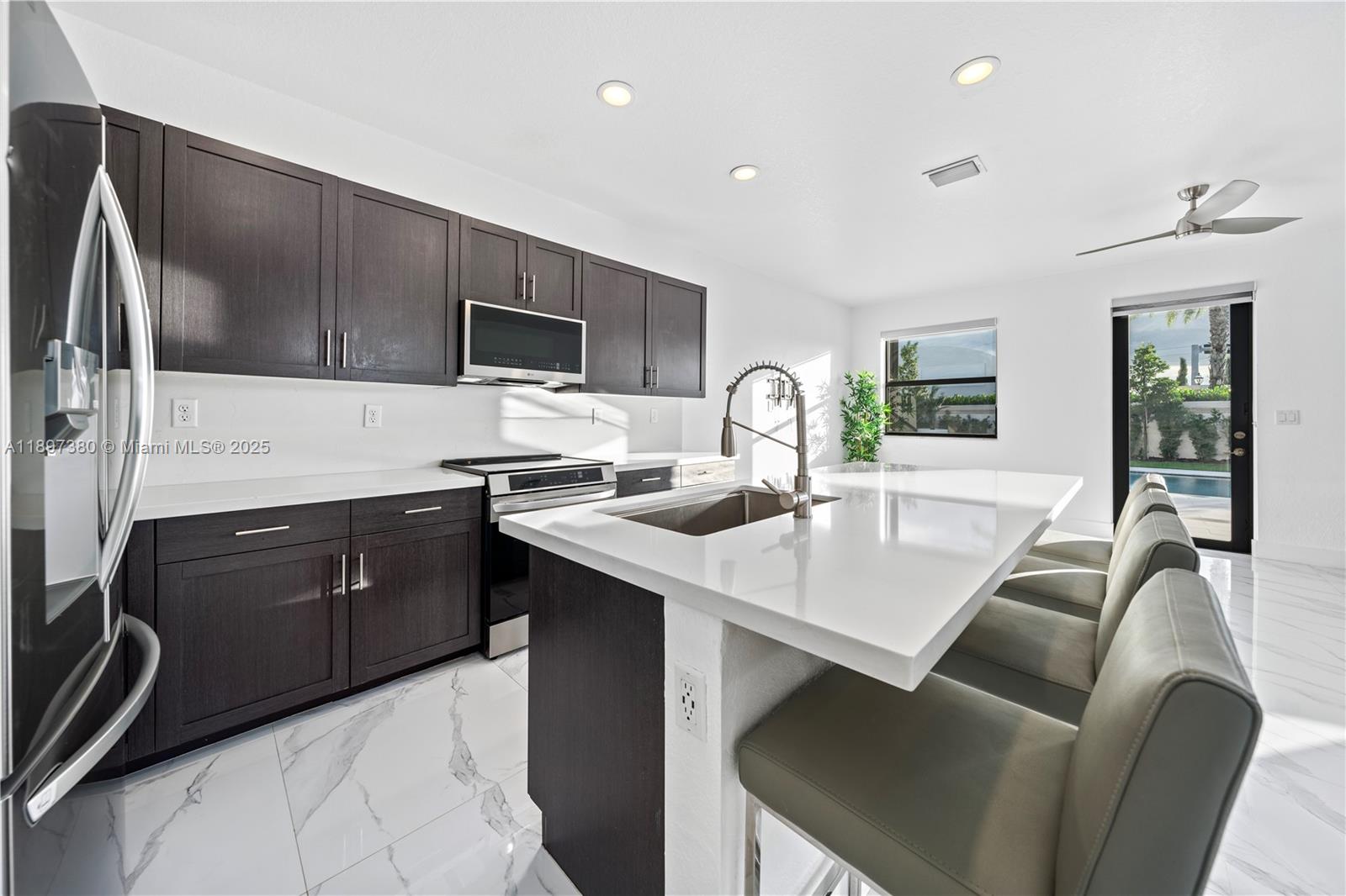 AQUABELLA NORTH - Residential