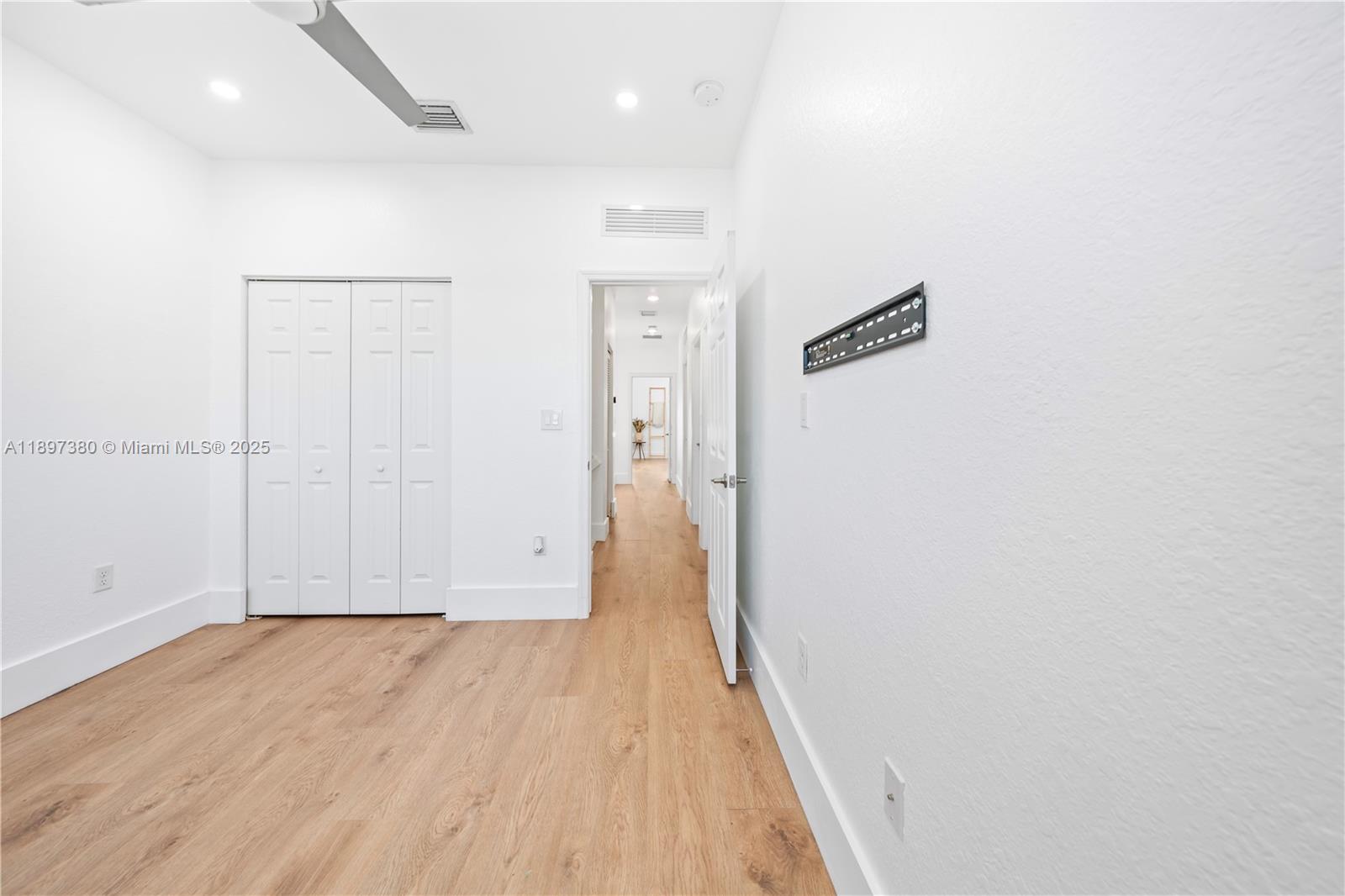 AQUABELLA NORTH - Residential