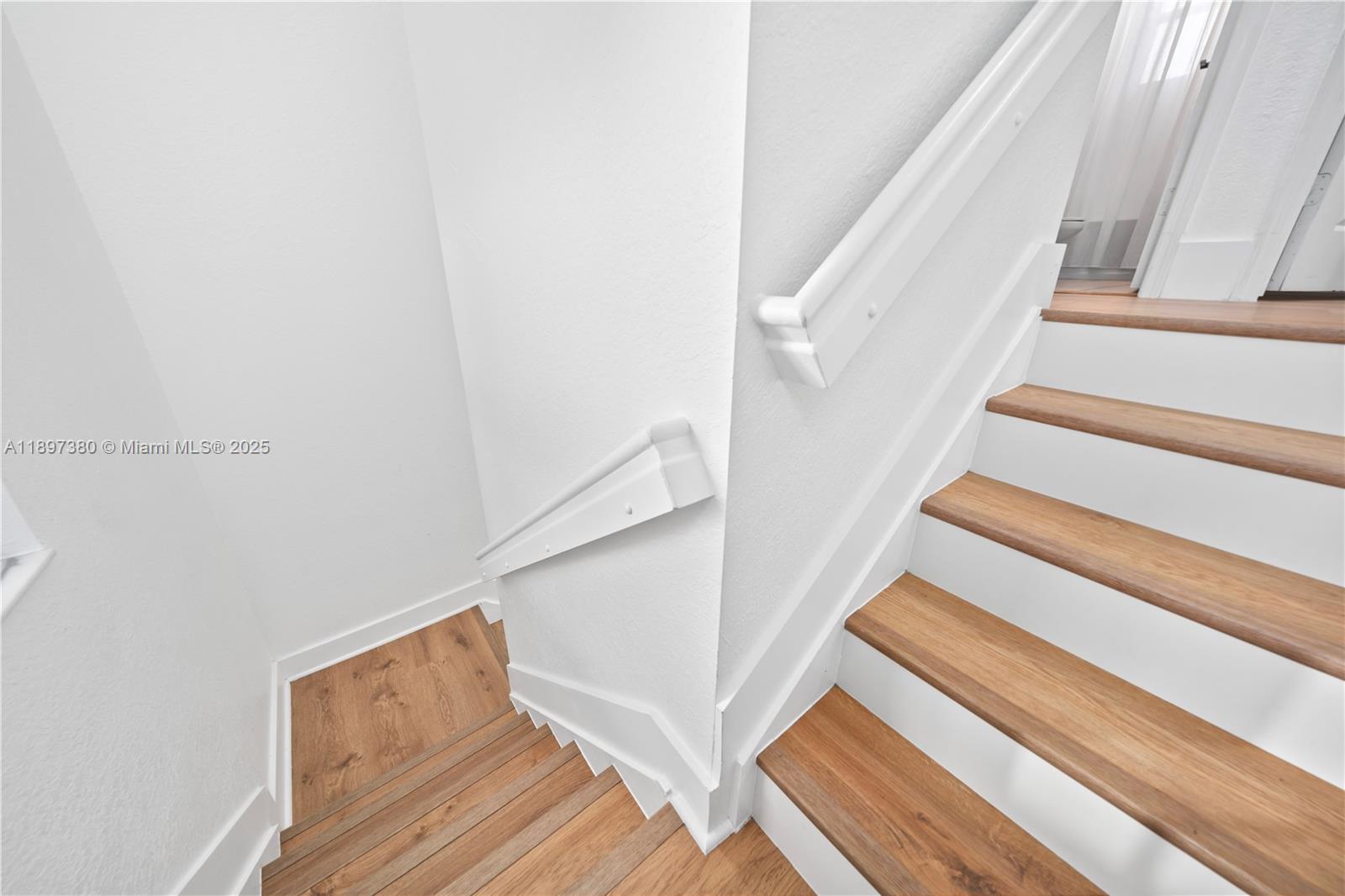 AQUABELLA NORTH - Residential