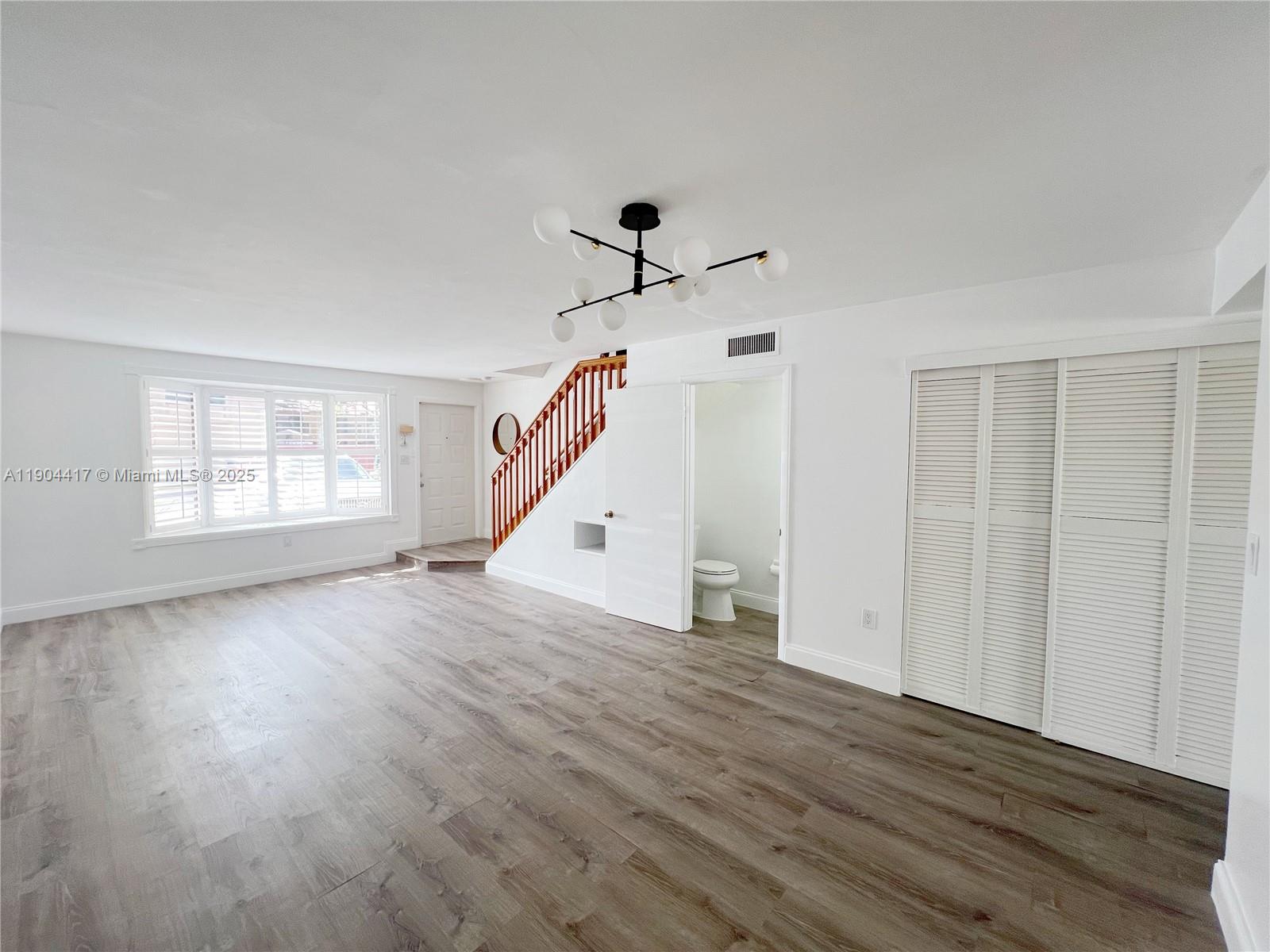 DADELAND COVE SEC 2 - Residential