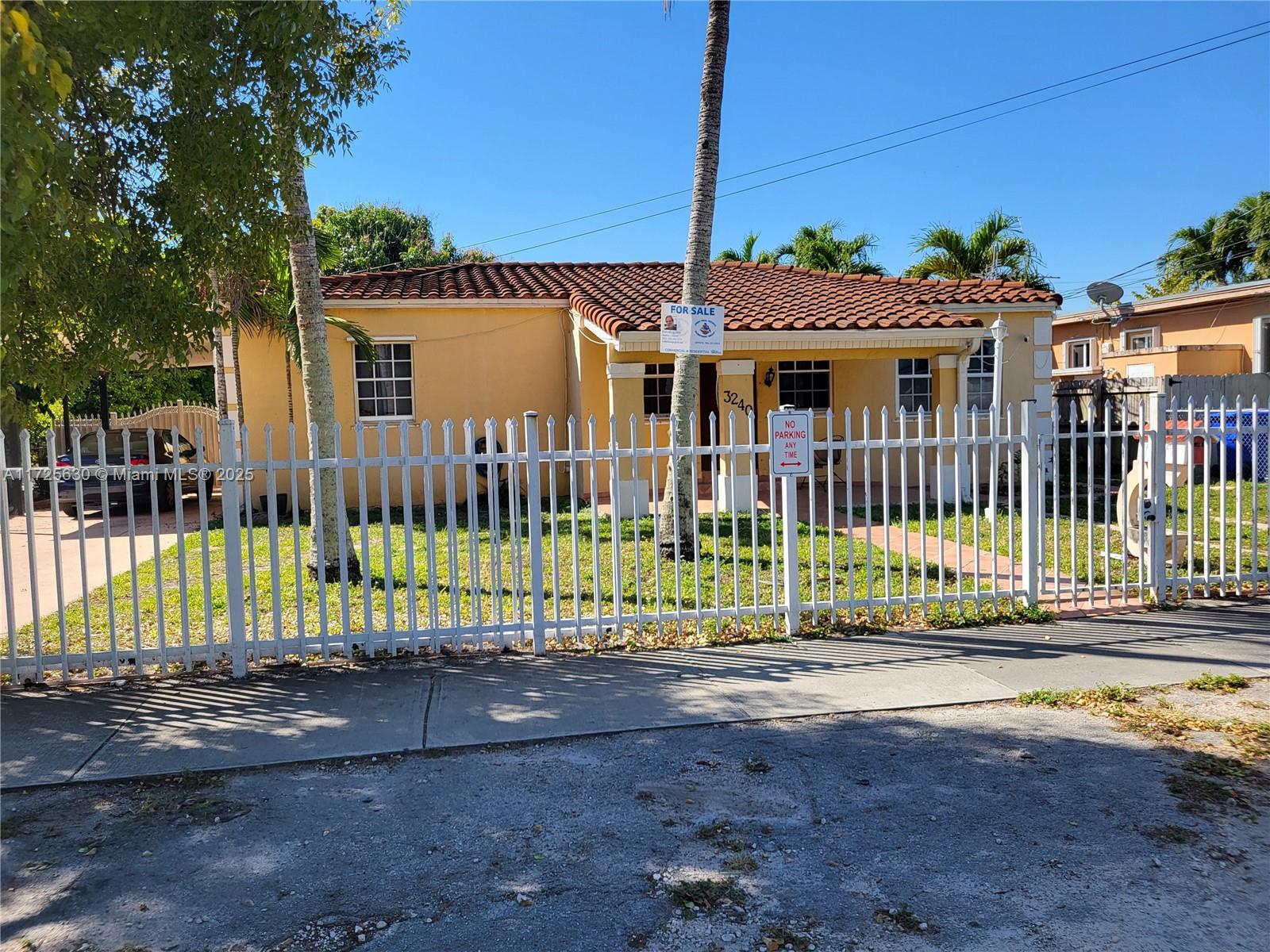 HURRY, REDUCED FOR A QUICK SALE (TWO FOR THE PRICE OF ONE) AND READY FOR A FINANCED PURCHASE. THE SELLER IS VERY MOTIVATED TO SELL HIS HUGE HOUSE. THIS PROPERTY FEATURES A SPACIOS FRONT YARD WITH GATED ENTRY AND CARPORT, A LEGAL IN-LAW QUARTERS THAT IS ATTACHED TO THE FAMILY ROOM, (MAKING THIS HOUSE A 4 BEDROOM AND 3 BATHROOMS), A LARGE PATIO W/FRUIT TREES, A DETACHED LARGE STORAGE THAT CAN BE REMOVE OR BE KEPT FOR FUTURE USE. IT HAS A FUNCTIONAL IRON FENCE, AND IT IS GAS EFFICIENT. THERE IS SO MUCH POTENTIAL FOR A LARGE FAMILY TO LIVE IN A UPCOMING CENTRALLY LOCATED AREA MAKING IT A GREAT STARTER HOME. YOU MUST VIEW THE PROPERTY BEFORE OFFERING. REALTORS, PLEASE ASK THE BUYERS TO AUTHORIZED YOU TO PROVIDE L. A. OR SELLER'S ATTORNEY, WITH A POF, DU, AND PROOF OF INCOME.