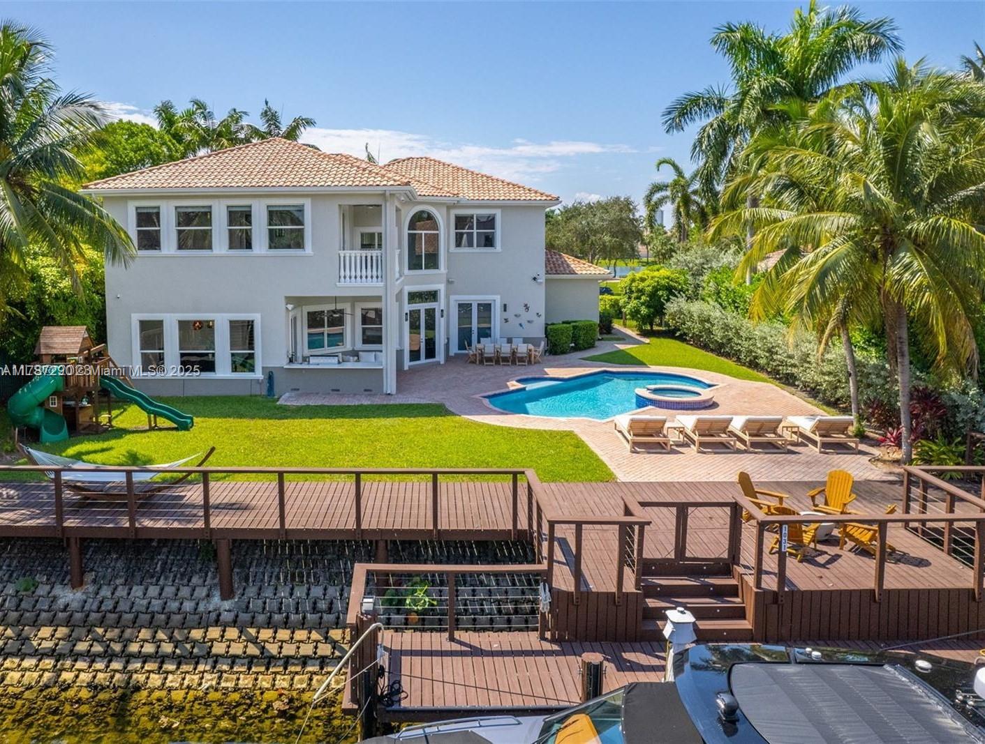 Harbor Island Estates - Residential