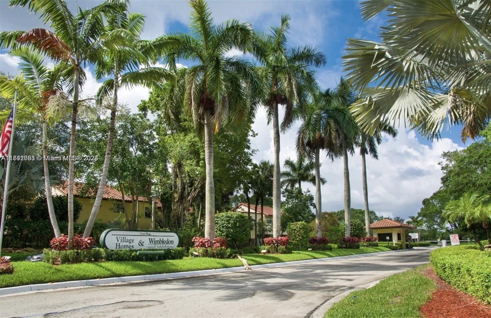 WIMBLEDON VILLAS OF VIA V - Residential