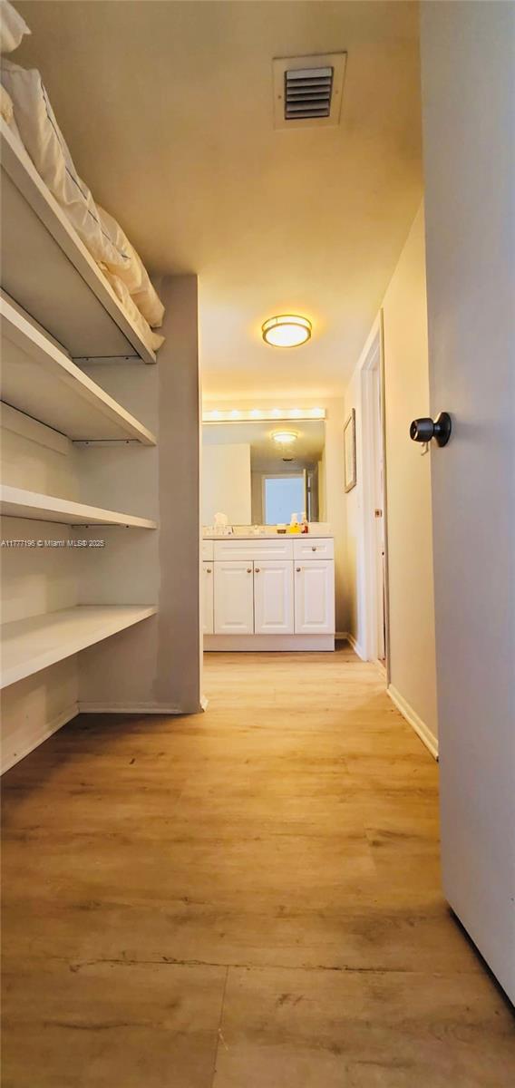 BRAVURA I CONDO - Residential