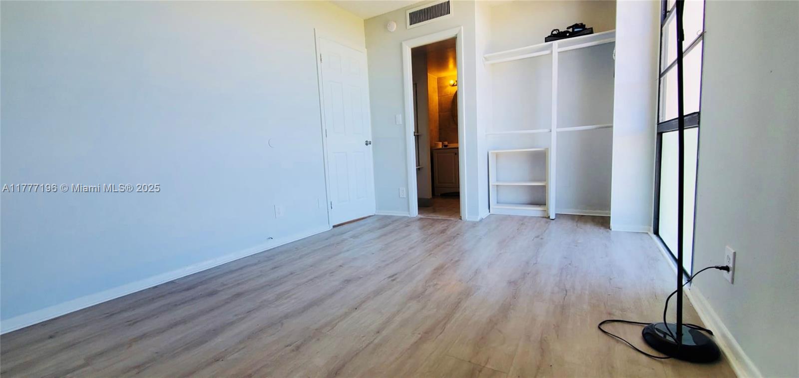 BRAVURA I CONDO - Residential