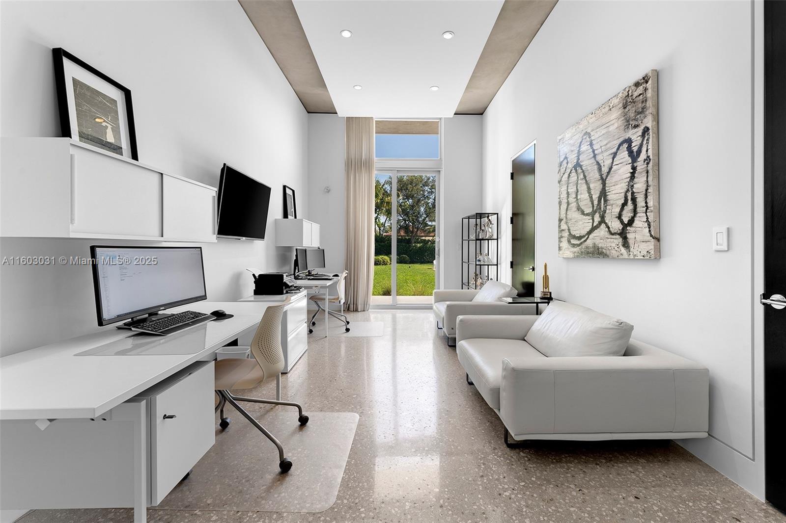 MAXWELL WOODS - Residential