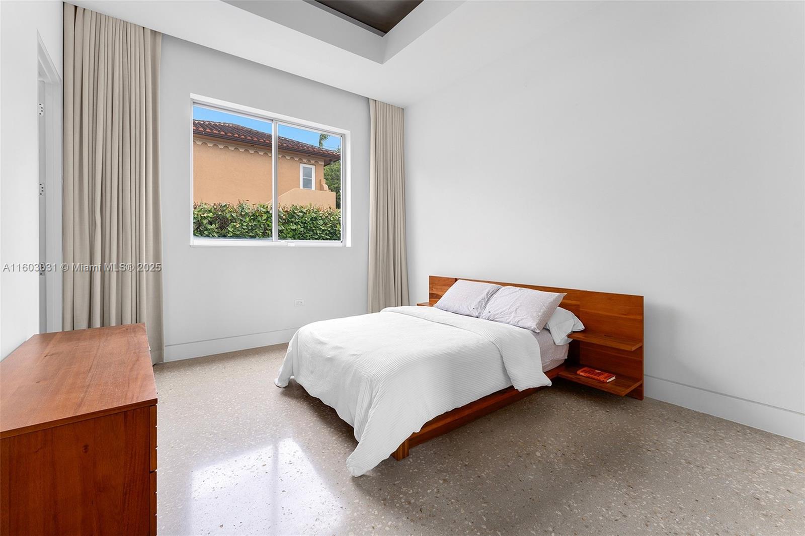 MAXWELL WOODS - Residential