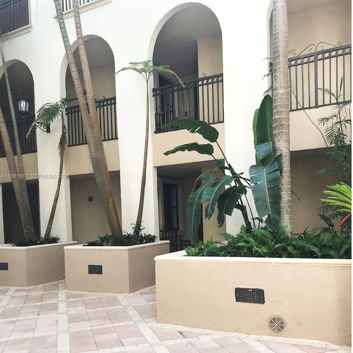 VILLA FLORA CONDO - Residential