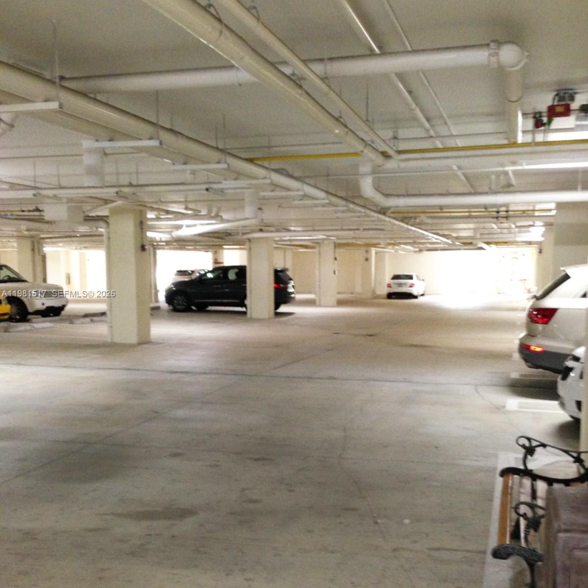 VILLA FLORA CONDO - Residential