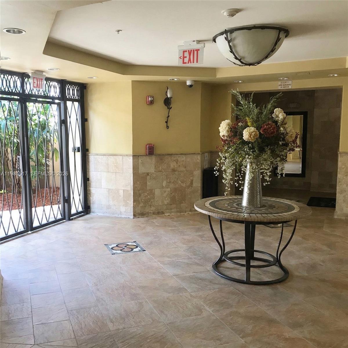 VILLA FLORA CONDO - Residential