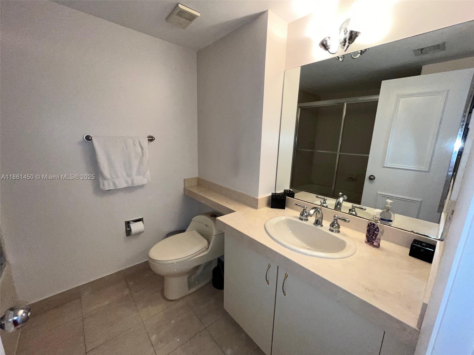 1000 ISL BLVD WILLIAMS IS - Residential Lease