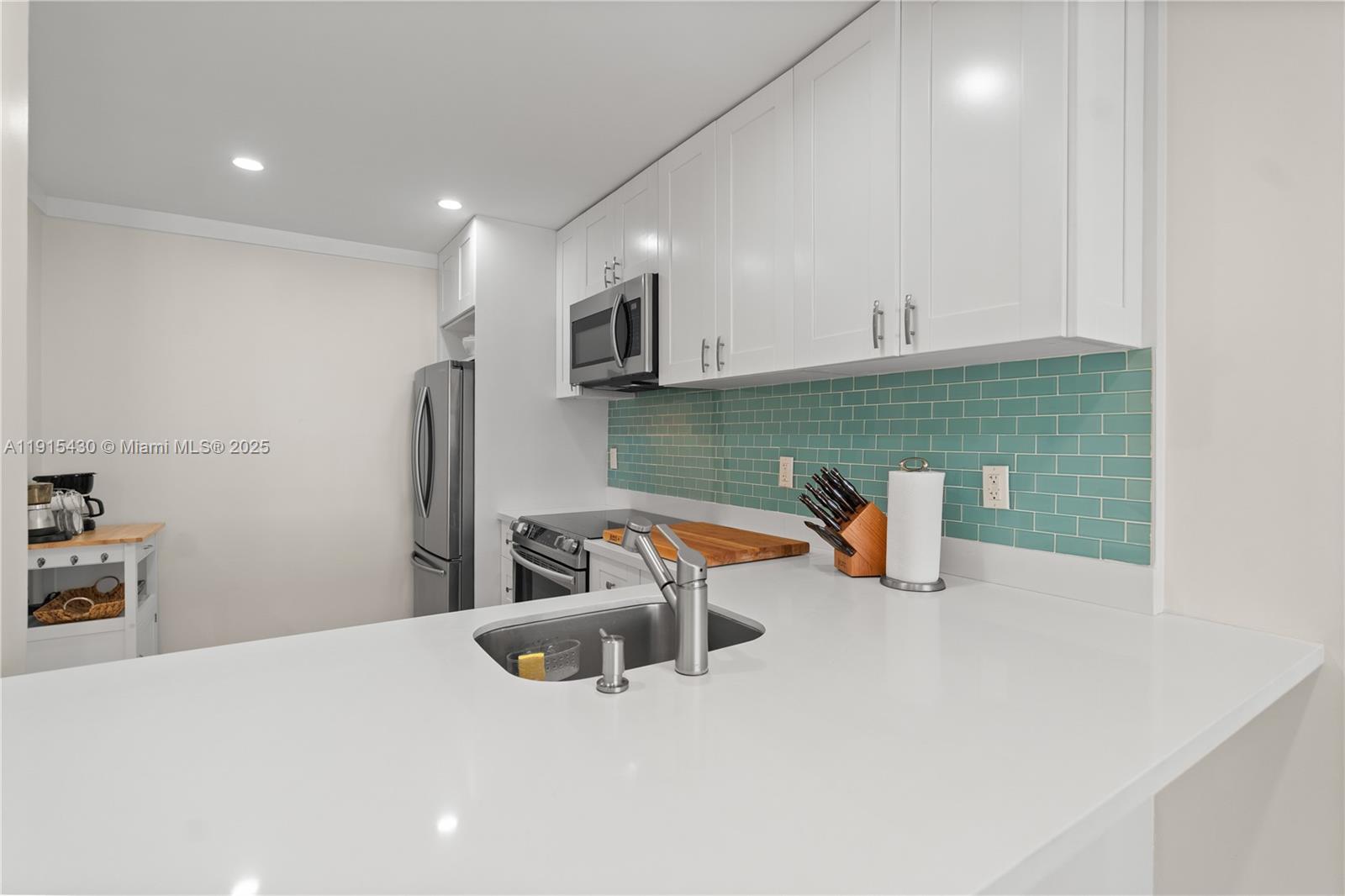 SEA AIR TOWERS CONDO - Residential