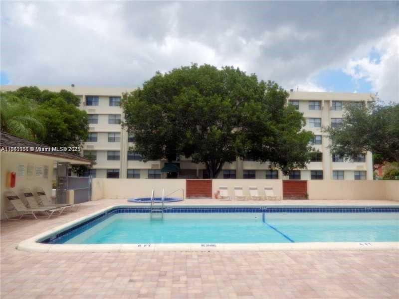 CORAL SPRINGS TOWER CLUB - Residential Lease