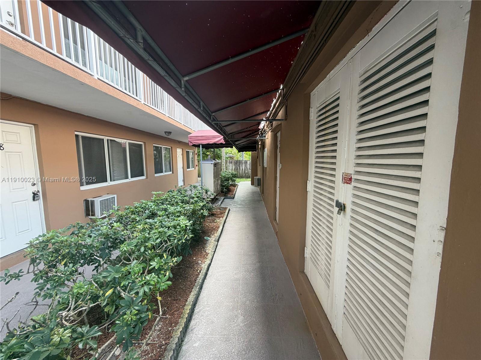 MALIBU GARDENS CONDO - Residential Lease