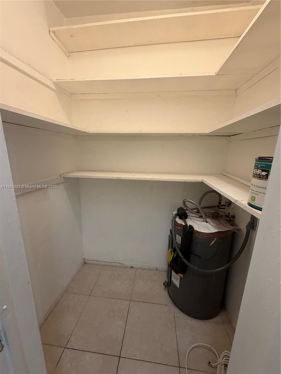 MALIBU GARDENS CONDO - Residential Lease