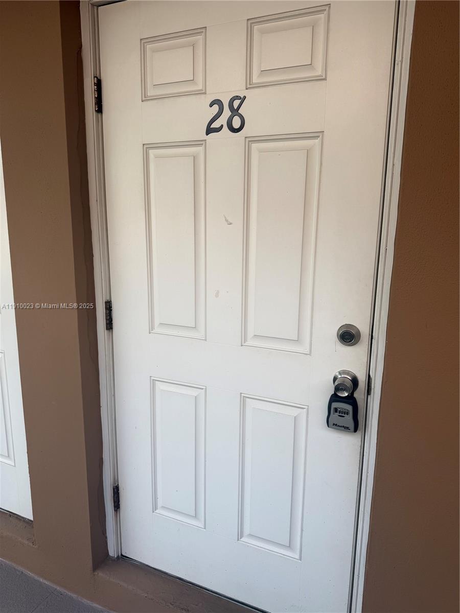 MALIBU GARDENS CONDO - Residential Lease