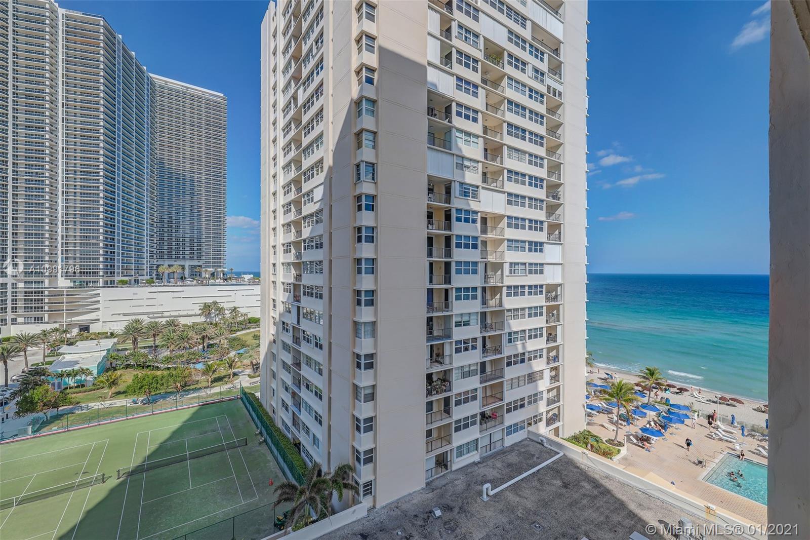 LA MER ESTATES SOUTH COND - Residential