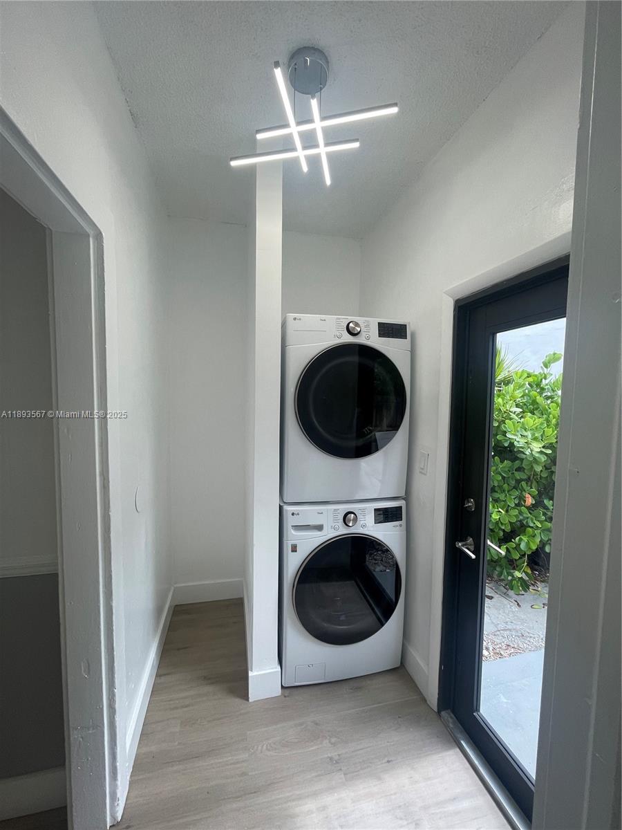 BUENA VISTA GARDENS - Residential Lease