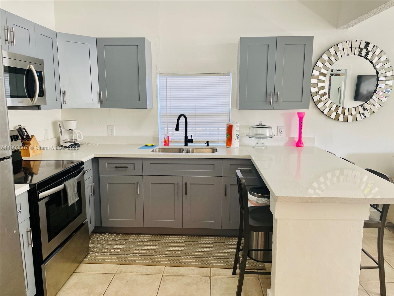 BUENA VISTA GARDENS - Residential Lease