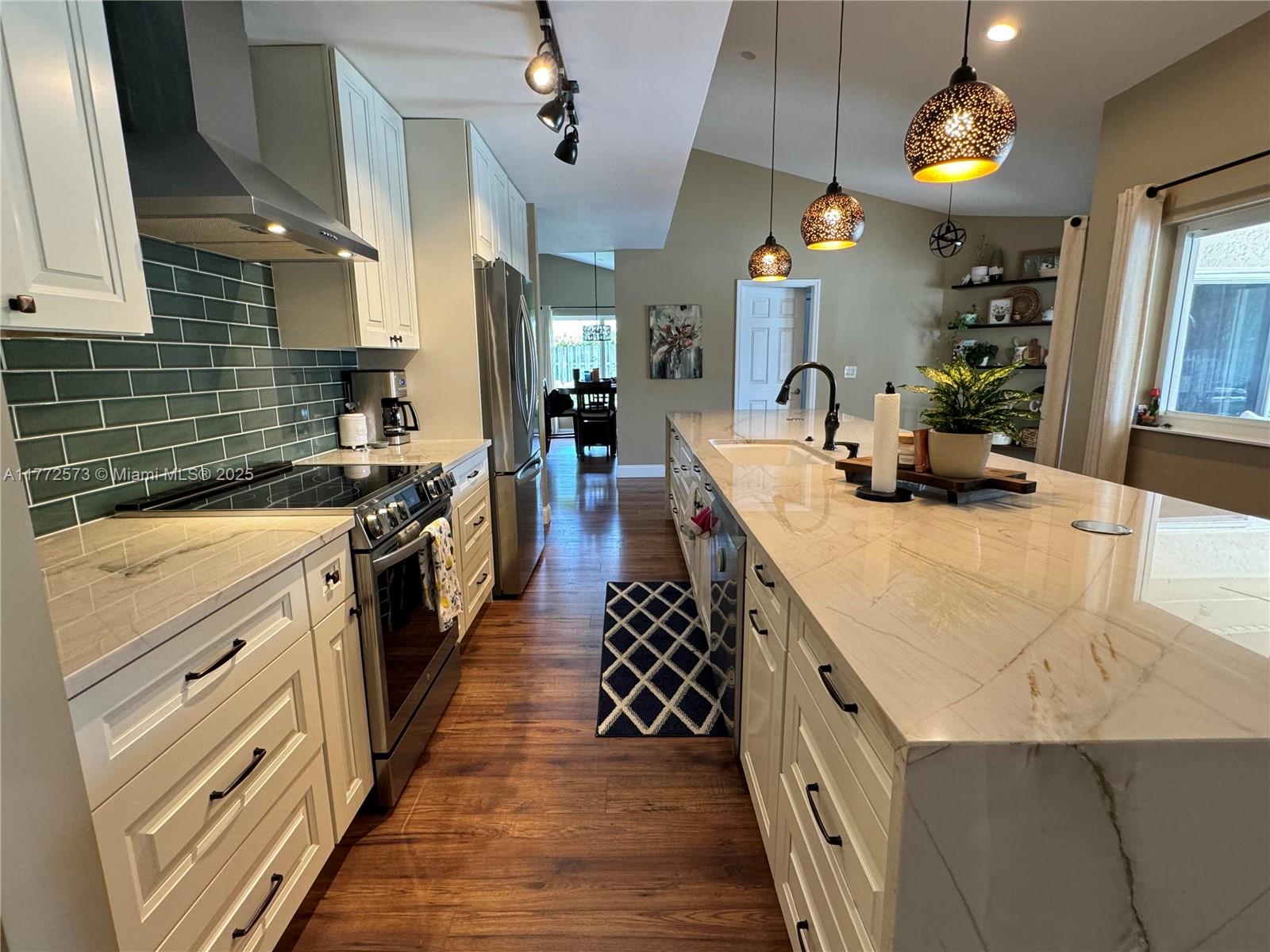 308 NW 108th Ave