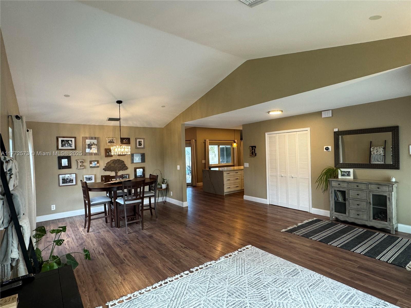 308 NW 108th Ave