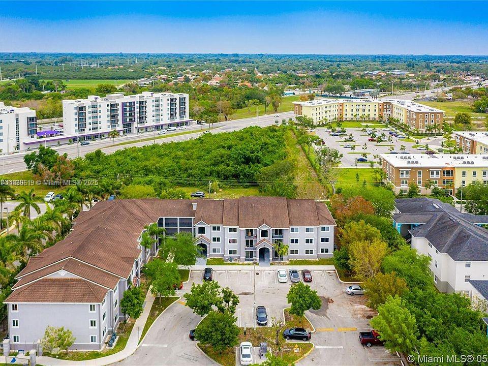 Rental Property at 15480 Sw 284th St 2109, Homestead, Miami-Dade County, Florida - Bedrooms: 2 
Bathrooms: 2  - $1,800 MO.