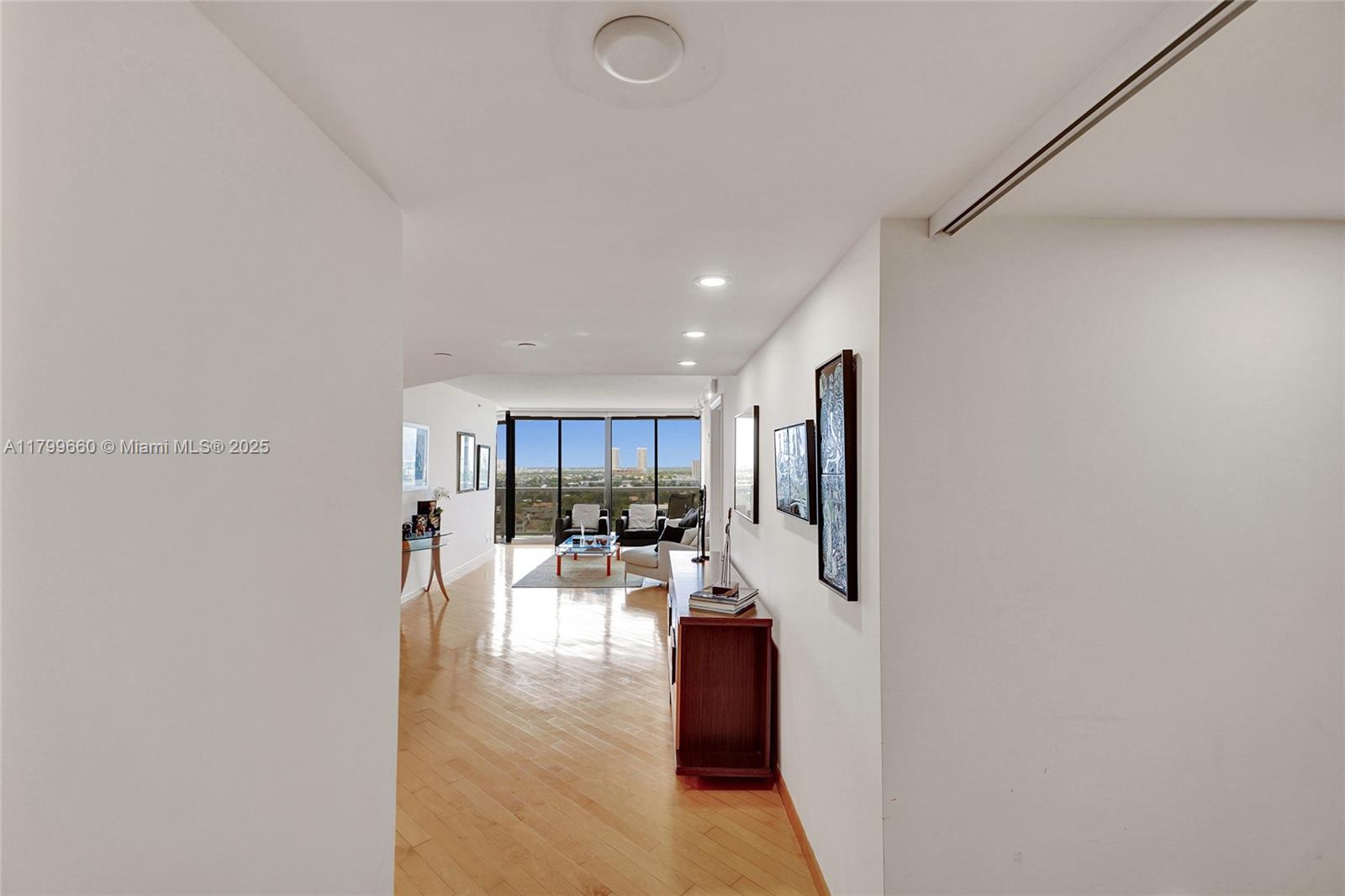 3598 Yacht Club Dr 1101