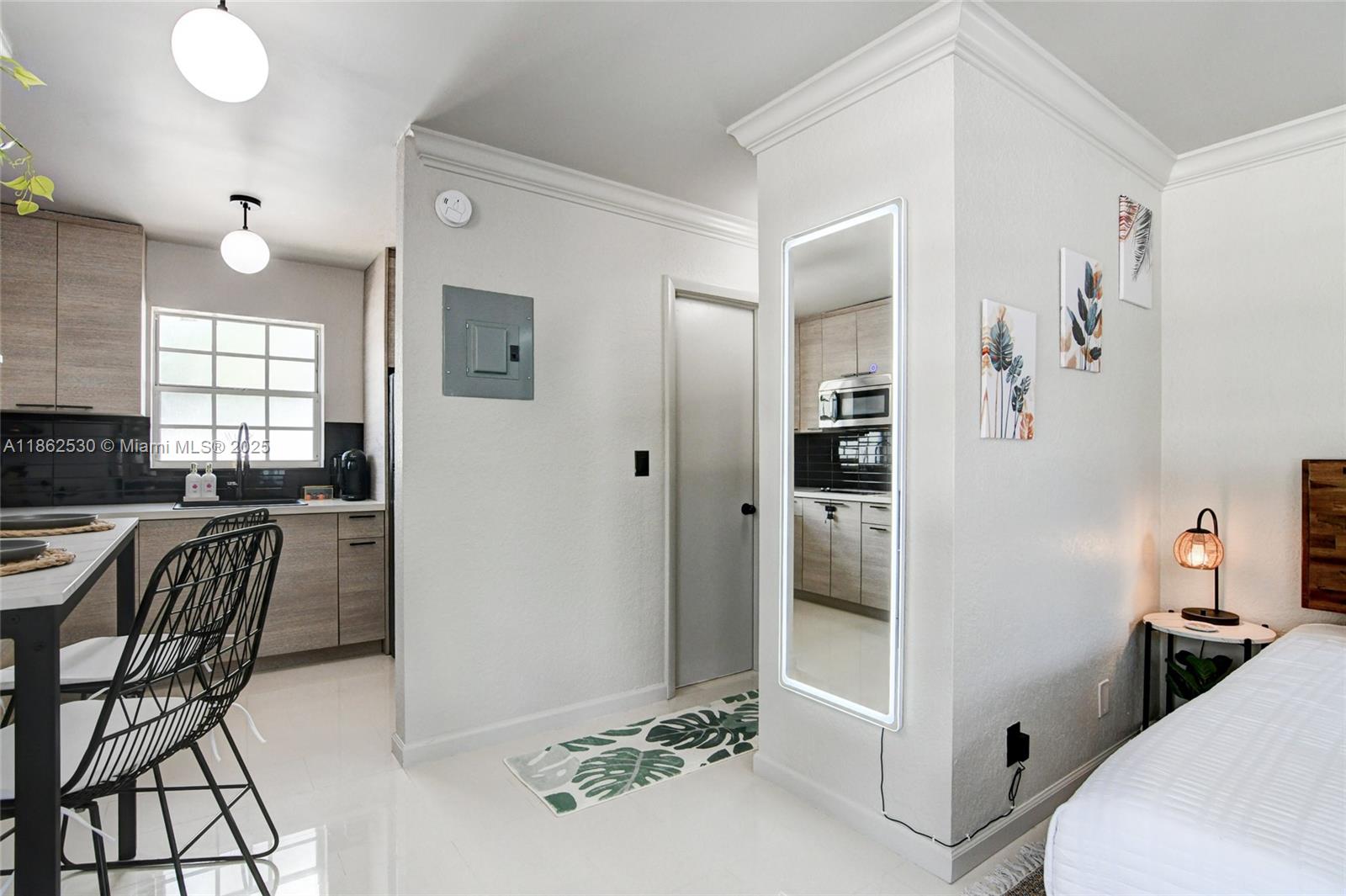 COLEE HAMMOCK - Residential Lease