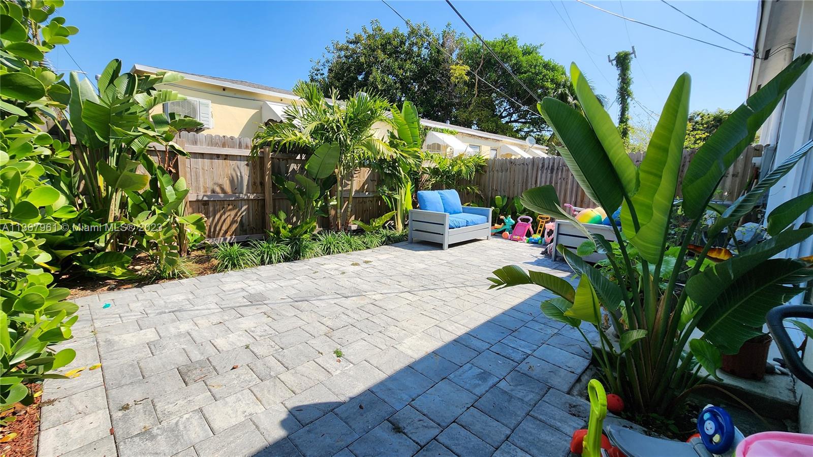 ADAMS PARK RESUB - Residential Lease