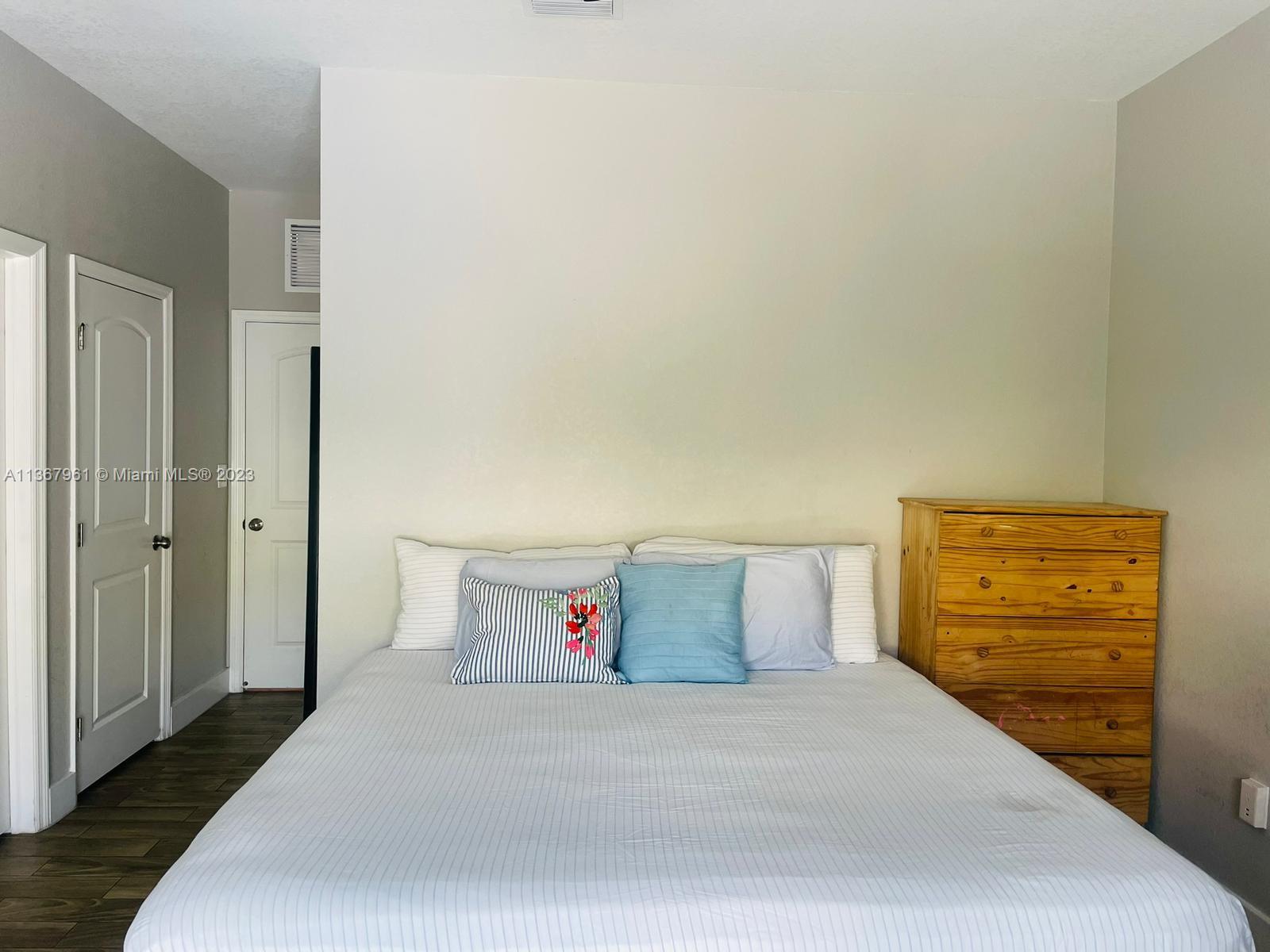 ADAMS PARK RESUB - Residential Lease