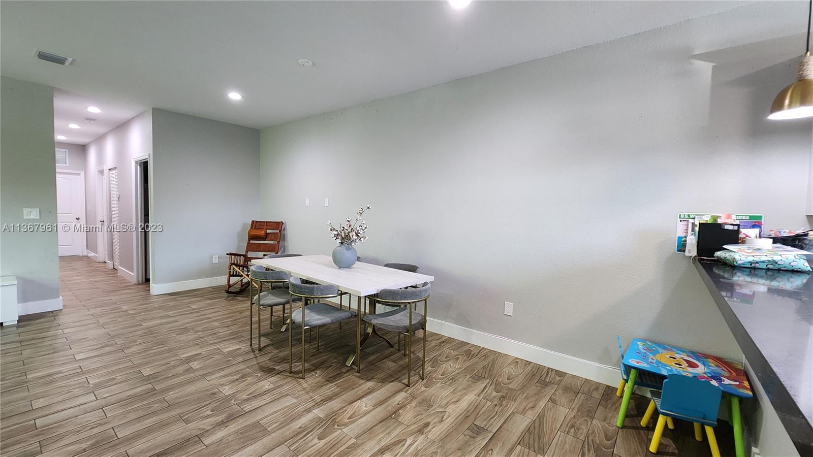 ADAMS PARK RESUB - Residential Lease