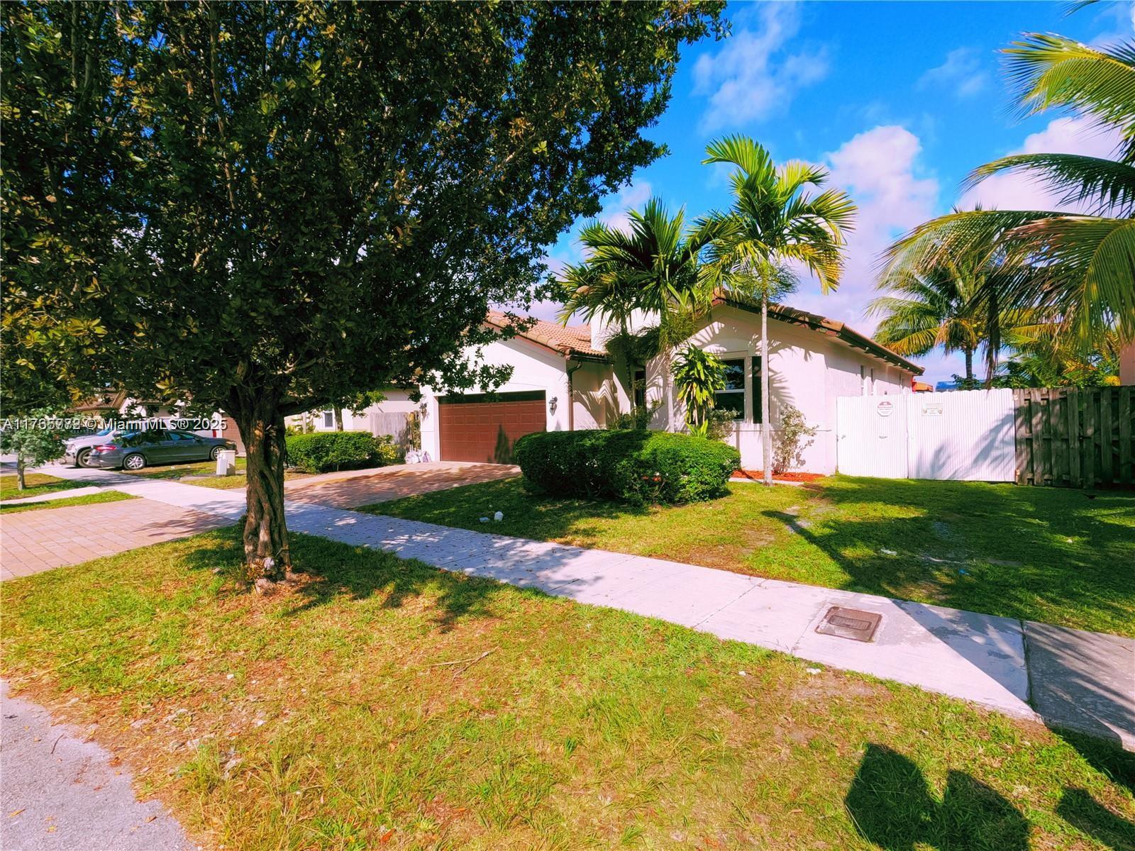 Property for Sale at 13127 Sw 284th St, Homestead, Miami-Dade County, Florida - Bedrooms: 3 
Bathrooms: 2  - $580,000