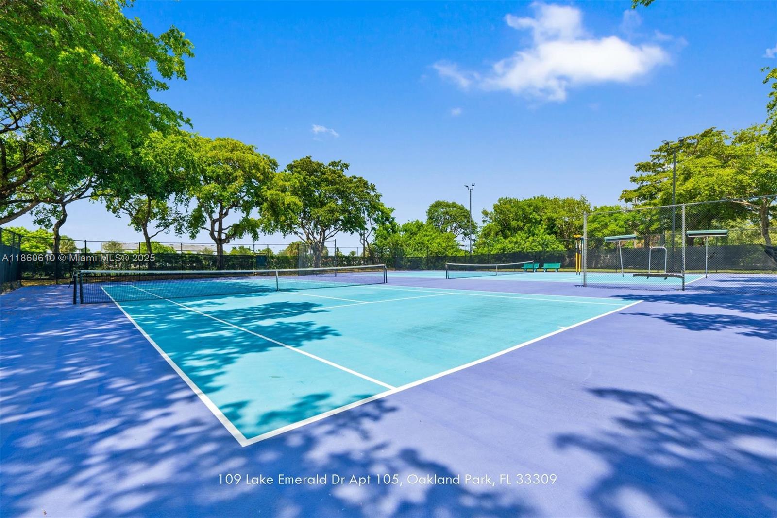 LAKE EMERALD CONDOMINIUM - Residential