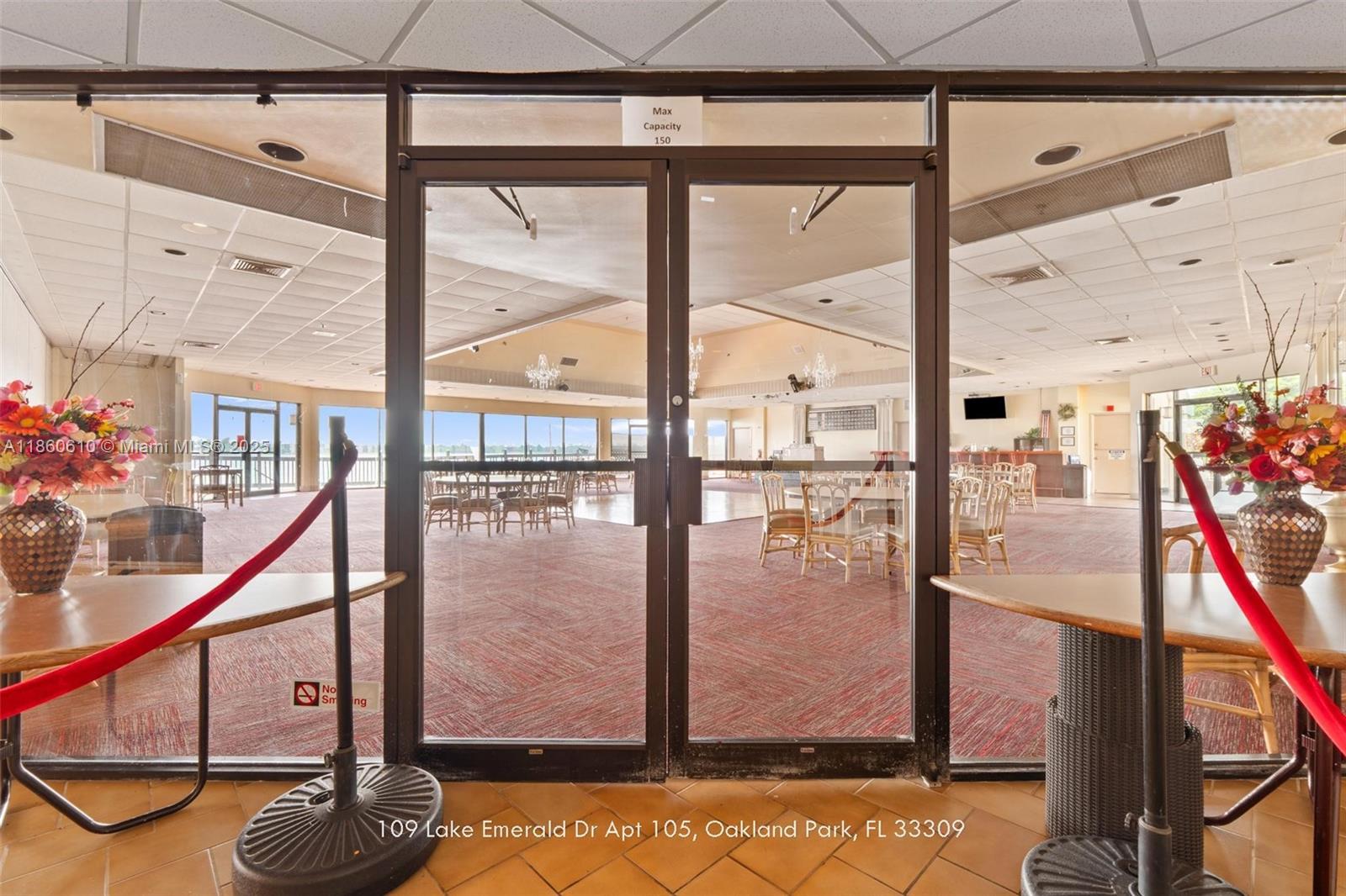 LAKE EMERALD CONDOMINIUM - Residential