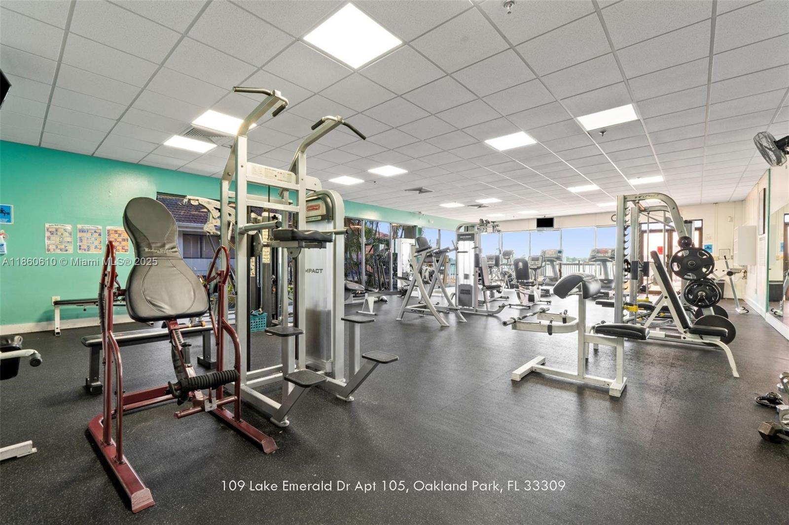 LAKE EMERALD CONDOMINIUM - Residential