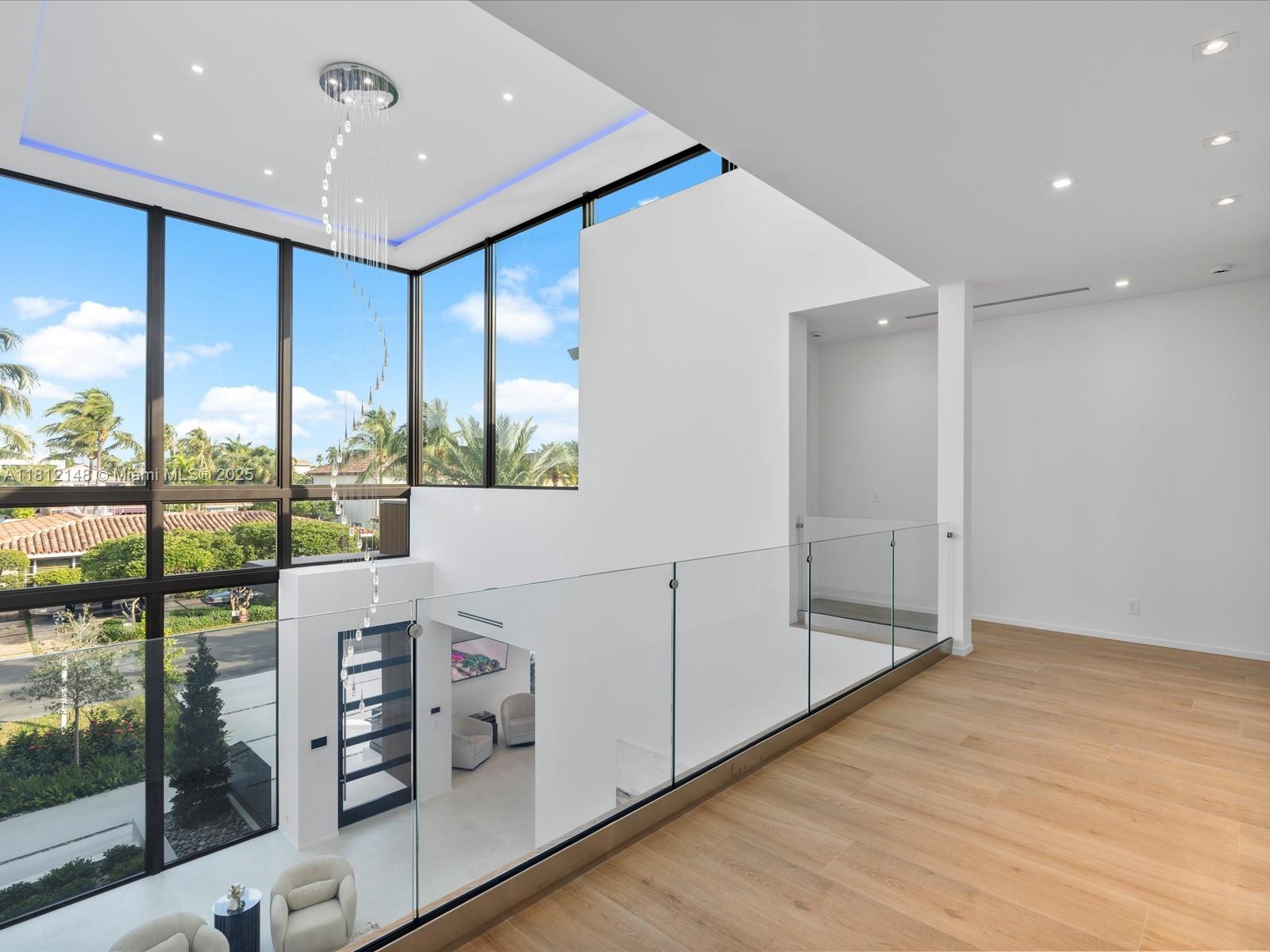 VENICE RESUB OF BLKS 5 & - Residential