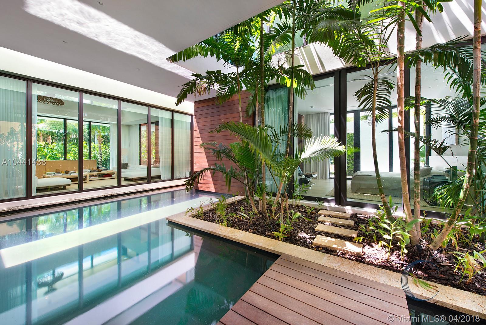 SUNSET ISLANDS-ISLAND NO - Residential