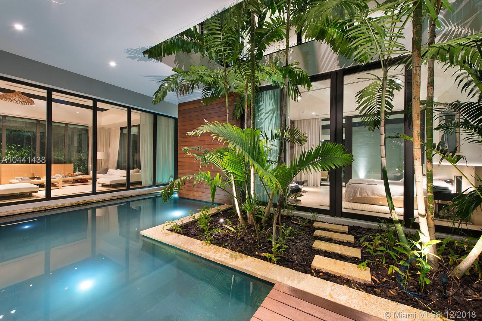 SUNSET ISLANDS-ISLAND NO - Residential