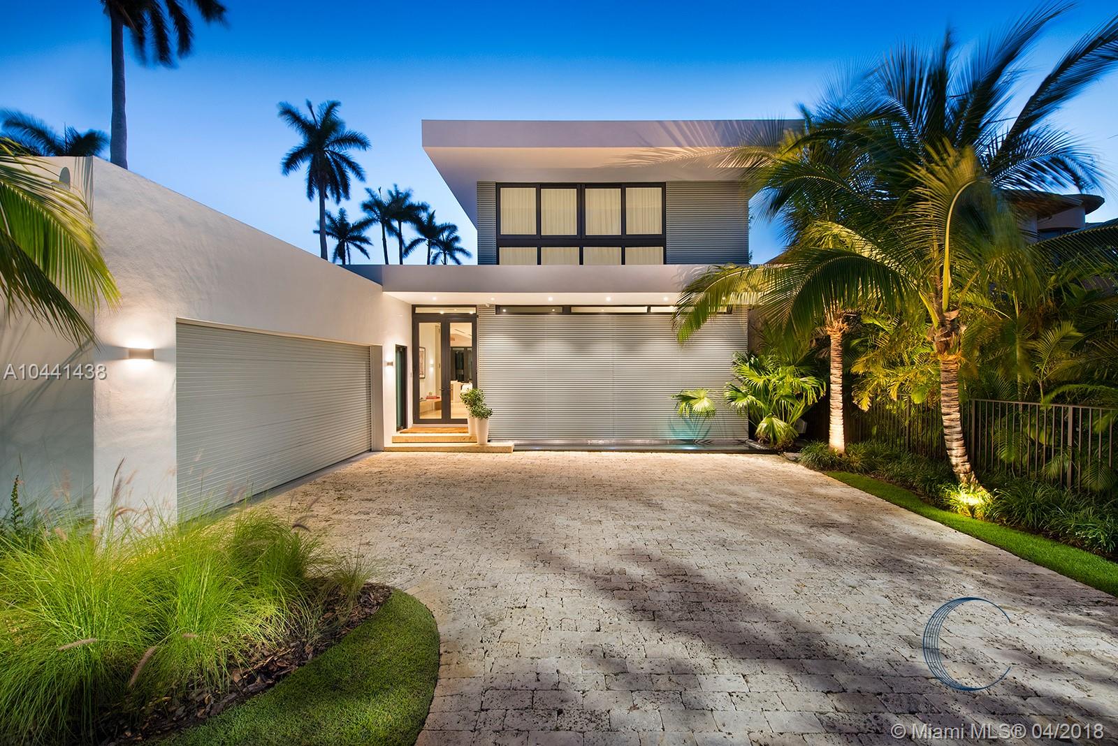 SUNSET ISLANDS-ISLAND NO - Residential