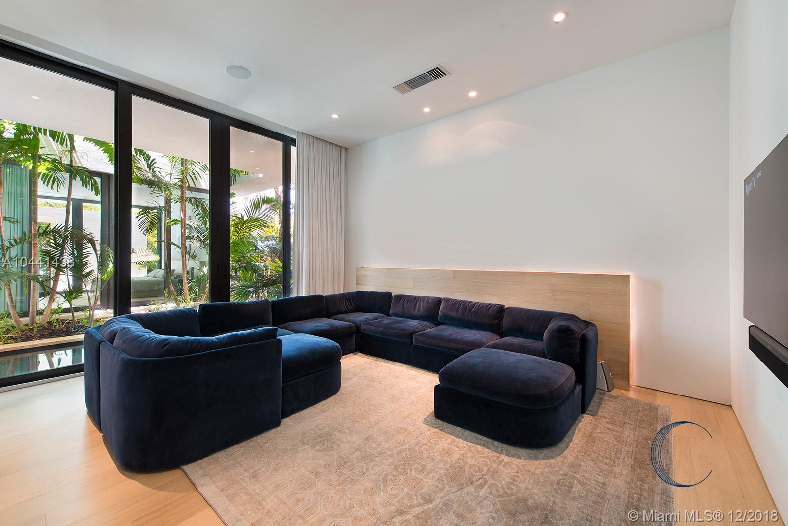 SUNSET ISLANDS-ISLAND NO - Residential