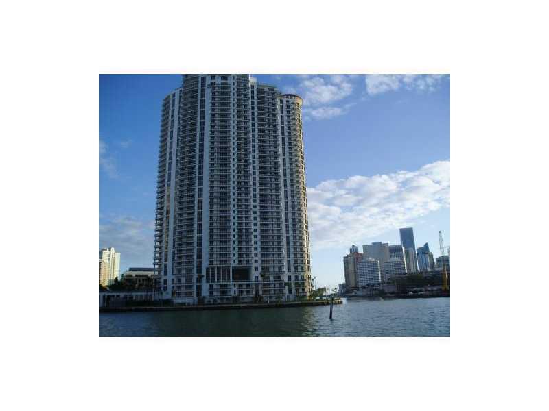 CARBONELL CONDO - Residential Lease
