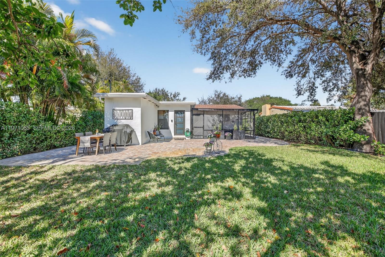 LAUDERDALE - Residential