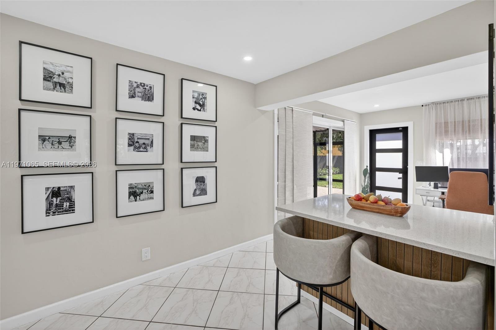 LAUDERDALE - Residential