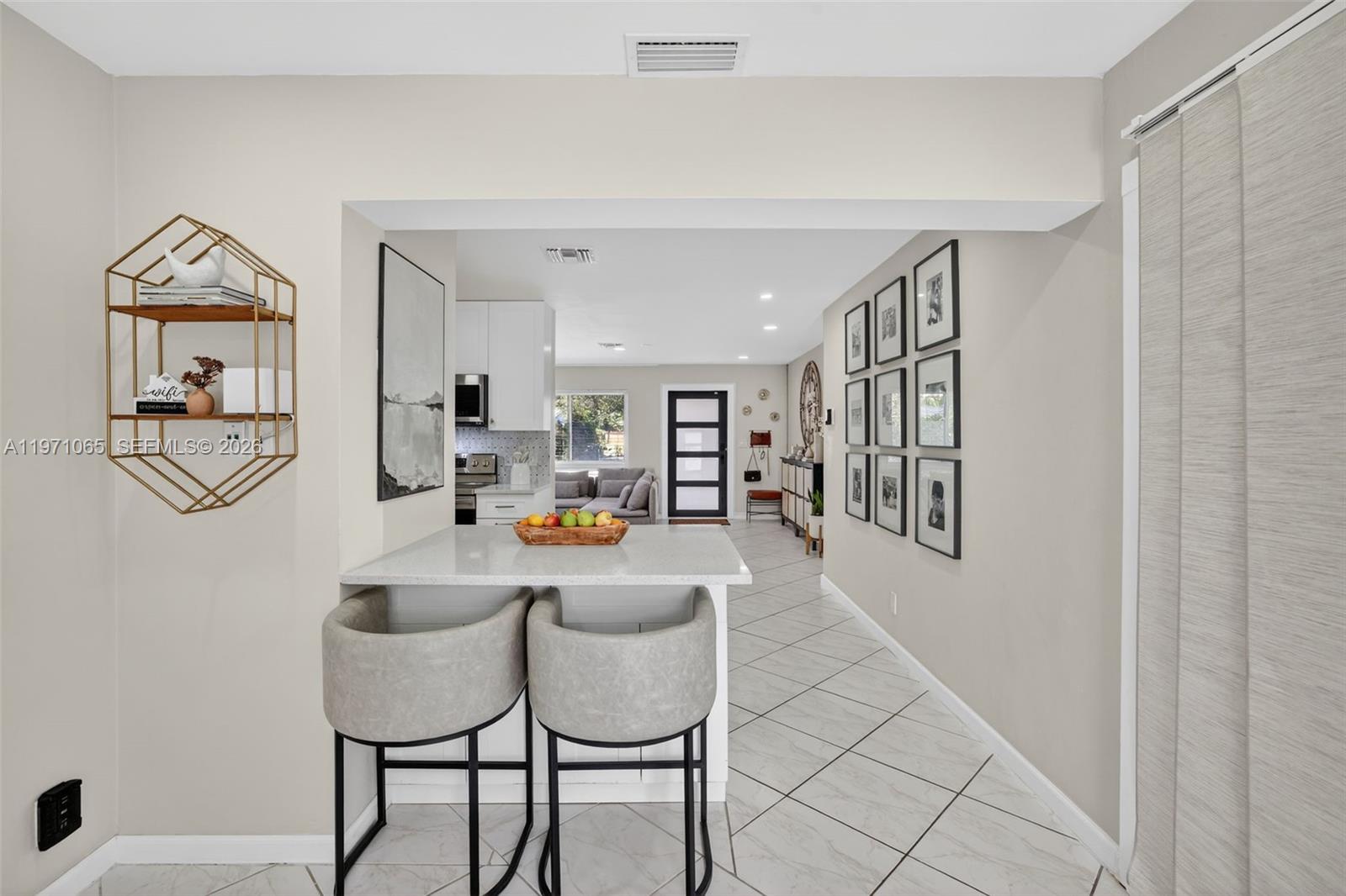 LAUDERDALE - Residential