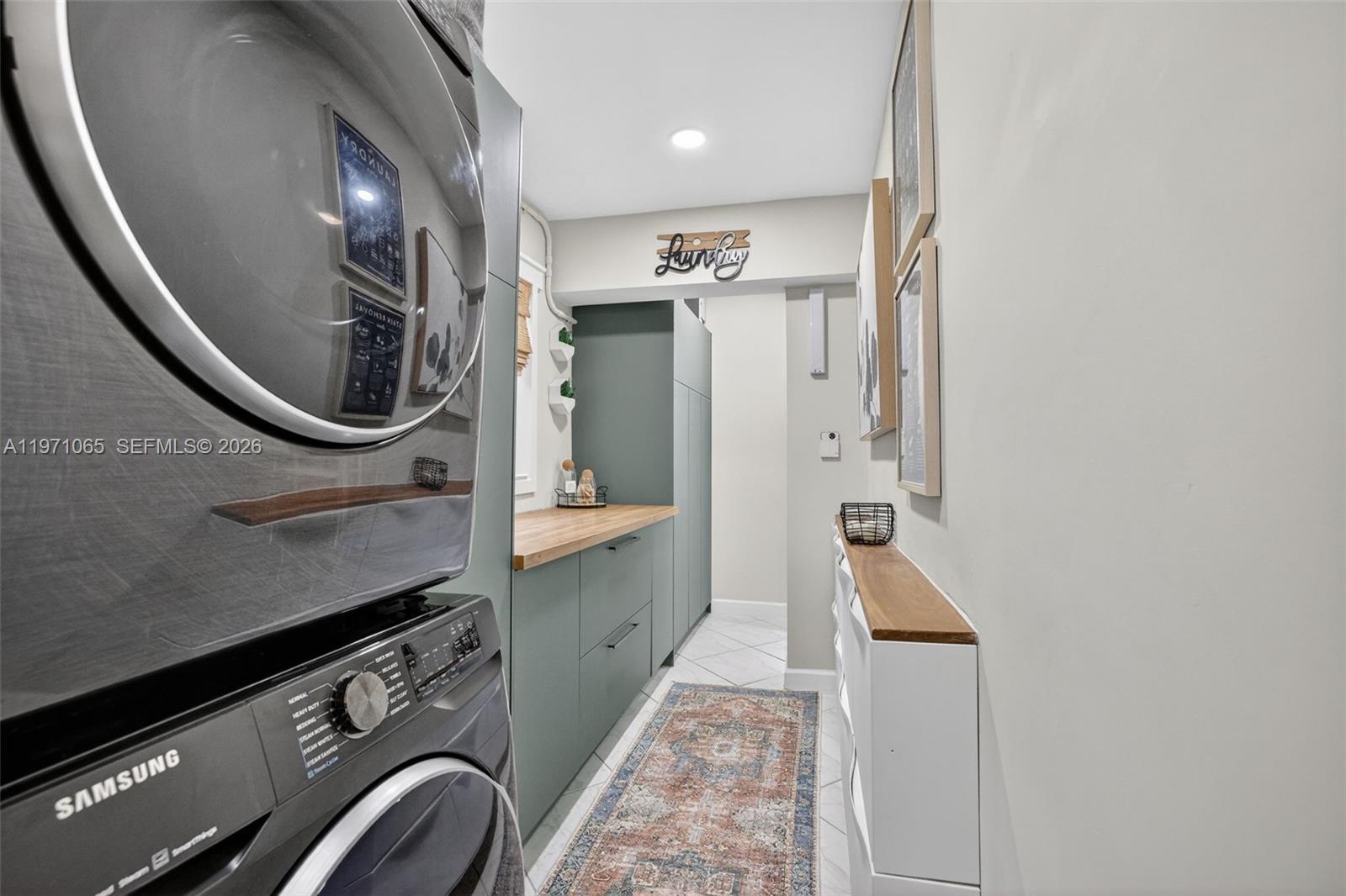 LAUDERDALE - Residential