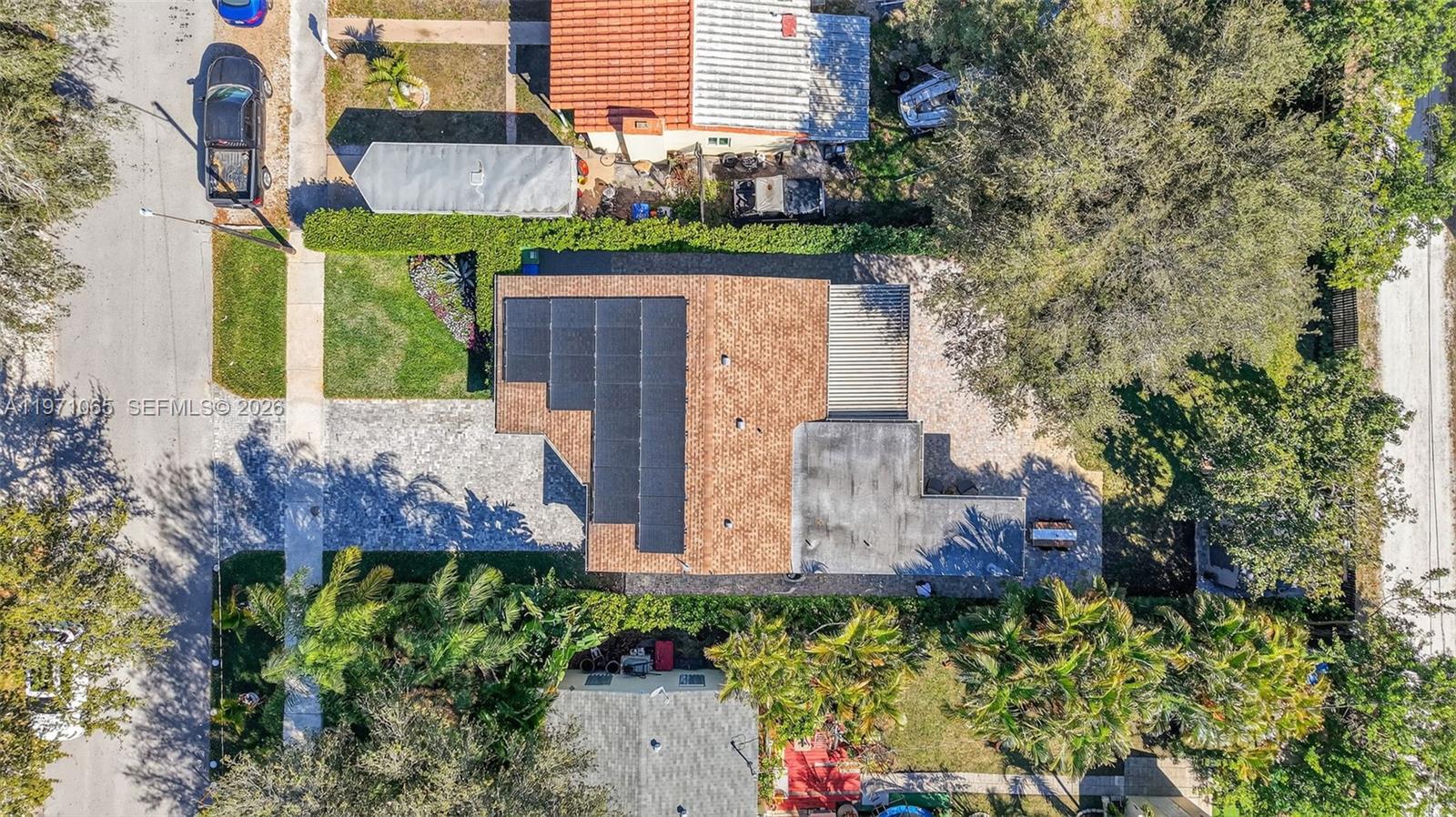 LAUDERDALE - Residential