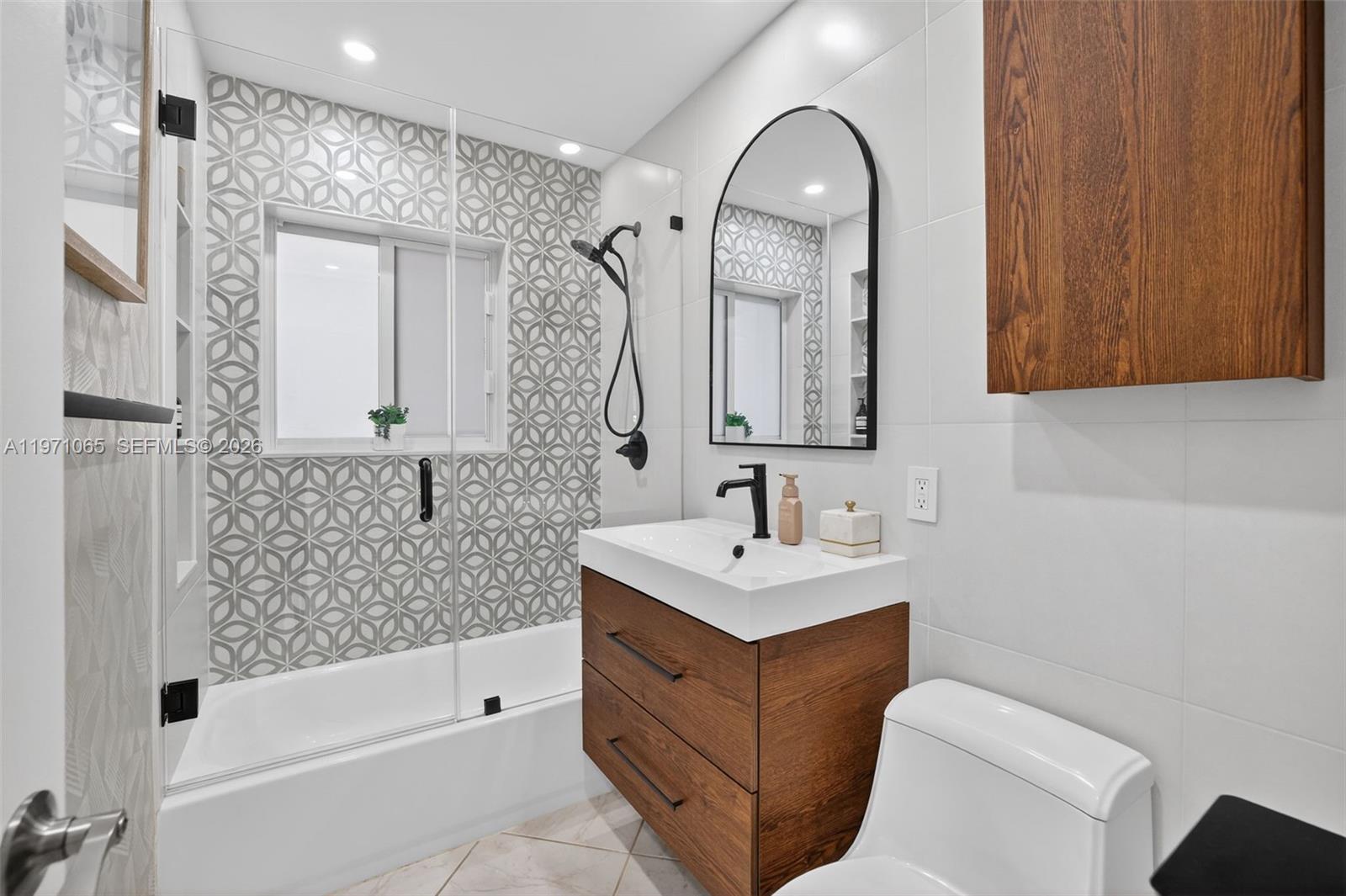 LAUDERDALE - Residential