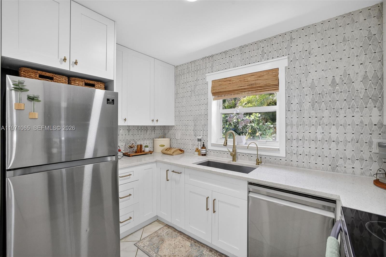 LAUDERDALE - Residential