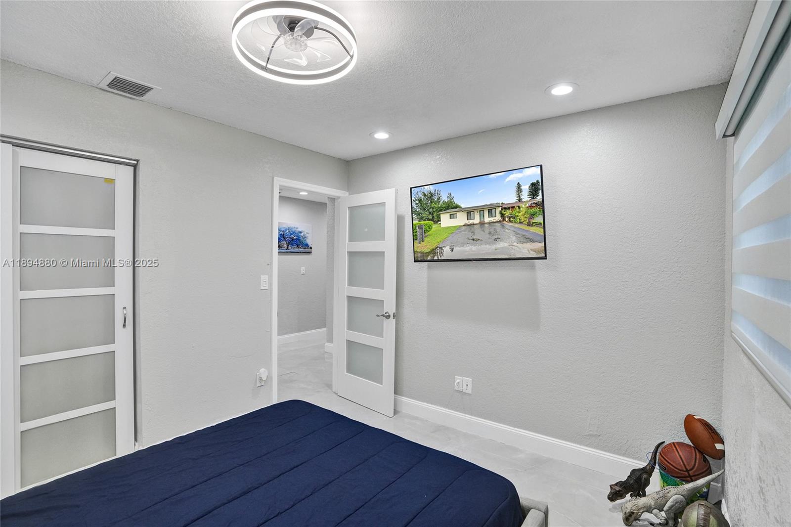 LESLIE ESTATES SEC FOUR - Residential Lease